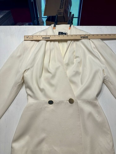 Vintage Kishi Women’s Cream Skirt Suit Set Sz 10 Made in Hungary Rayon Lined - Picture 3 of 18
