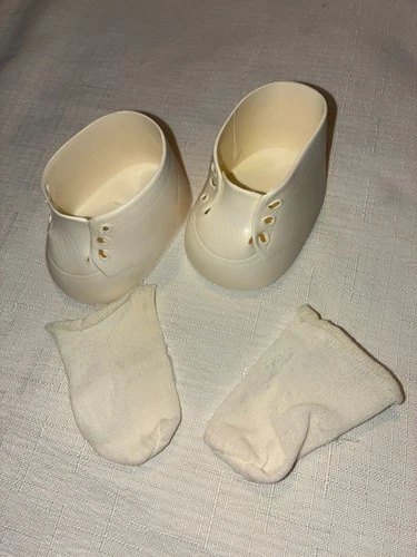 Vintage Cabbage Patch Kids/Doll Clothes Jesmar Socks and Shoes