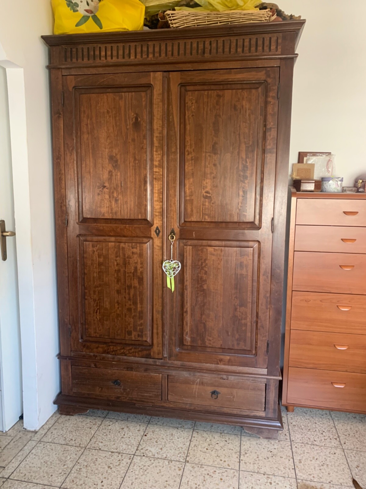 Foto 1 di 3