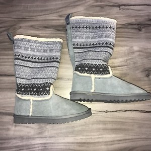 american eagle uggs