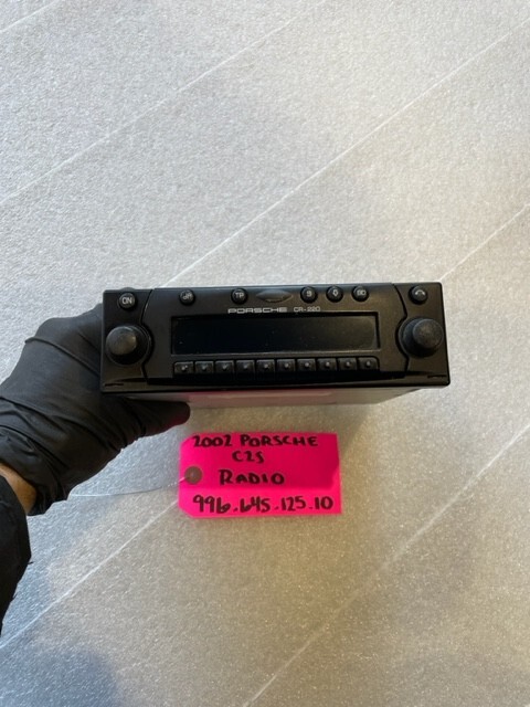 02 PORSCHE 996 911 C2 C4 OEM BECKER CR-220 STEREO RADIO 00-04