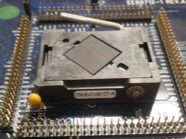 Cirrus Logic/  CRYSTAL   EE89712-1 REV A  + POWER SUPPLY  - Image 3 of 4