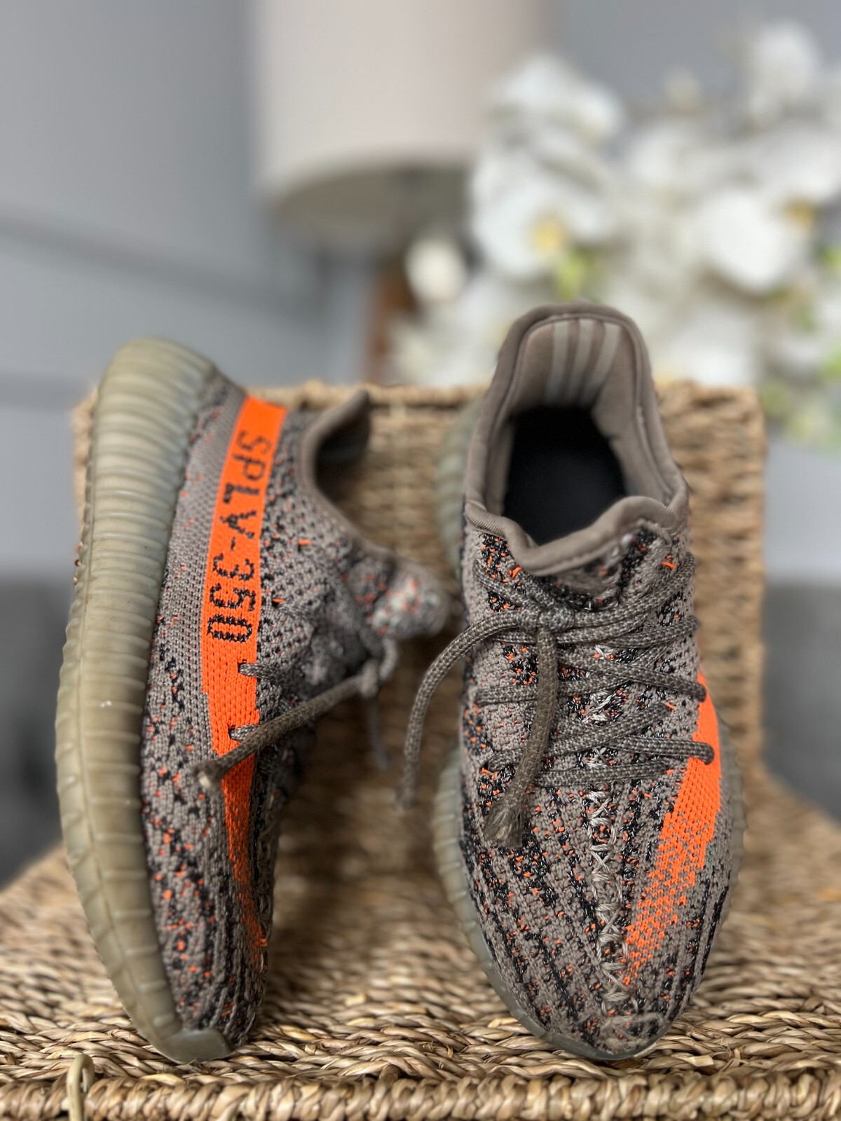 ADIDAS Yeezy Boost Kids Boys Trainers Sneakers UK 13.5 image 2