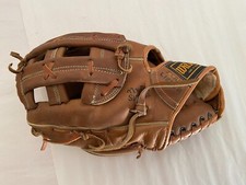 USED LHT Wilson Baseball Glove 3144 AS PICTURED