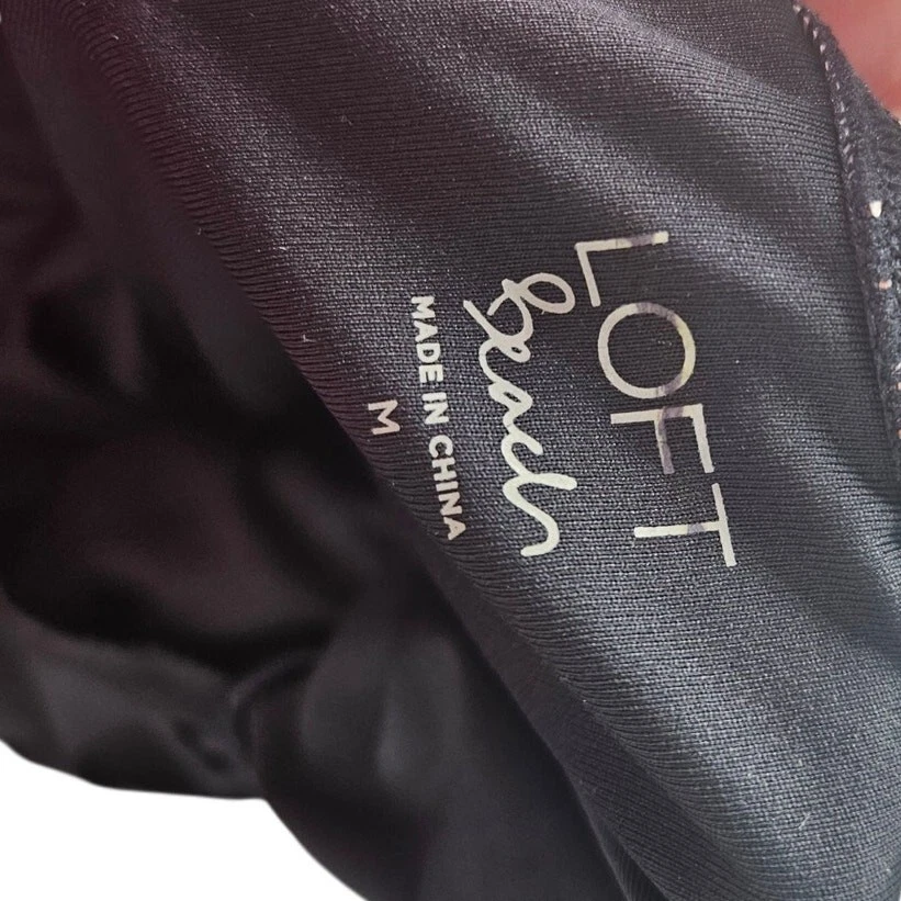 NUEVO Traje de baño Ann Taylor LOFT M Beach Seashell de una pieza con cinturón negro costero Foto 4 de 4