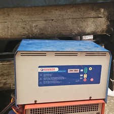 HAWKER Stapler-Batterieladeger&auml;t 24V 35A 50 Hz Herstellernr. 10060384/012