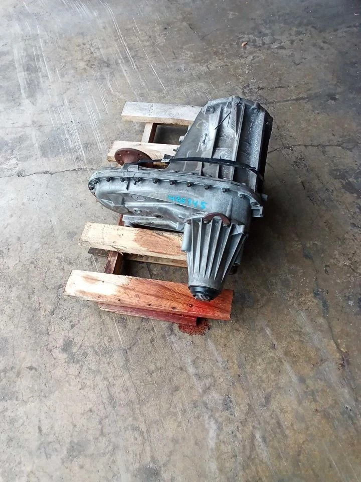 Transfer Case Electronic Shift Rear Slip Yoke Fits 16 FORD F250SD PICKUP 2614455 - Image 2 of 4