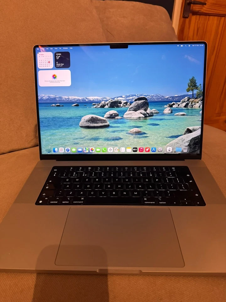 Apple MacBook Pro 16" M1 Pro · 32GB · 1TB, photo 3 of 5