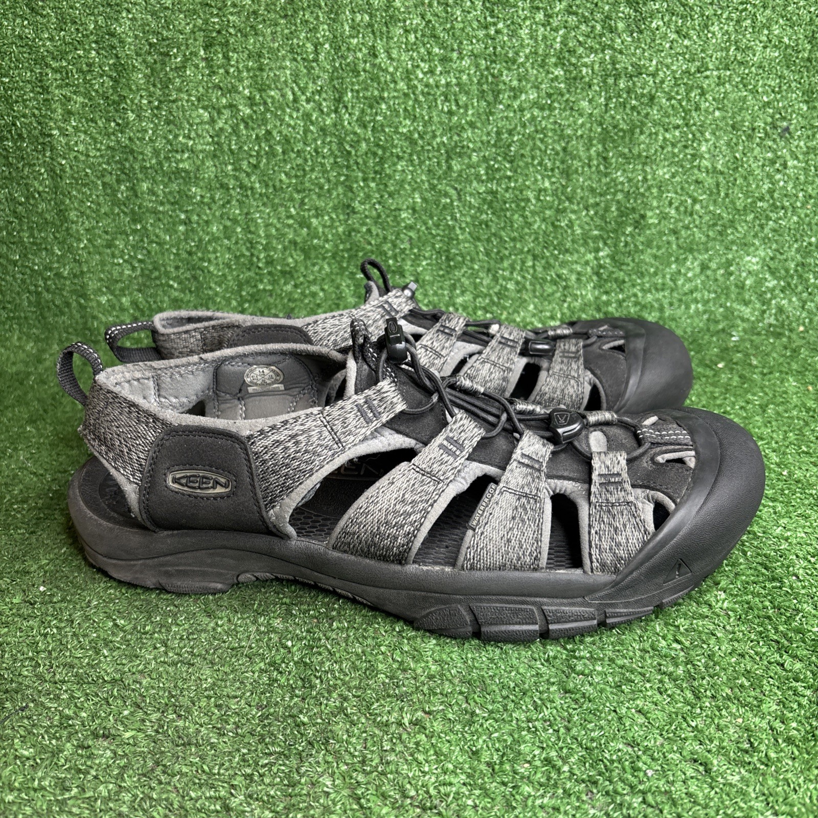 Sandali Keen Newport uomo taglia 14 grigio pescatore scarpe punta chiusa