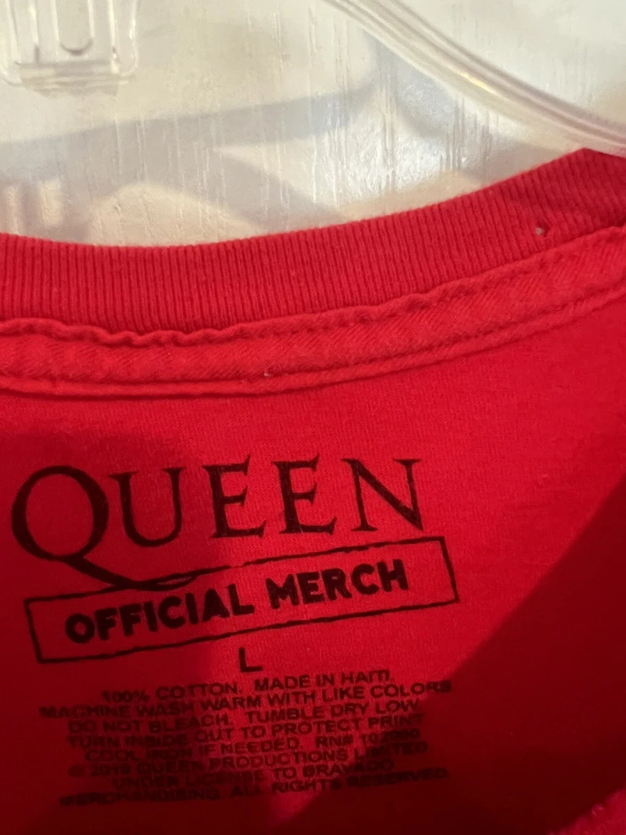 Queen Another One Bites The Dust T-shirt. Size large