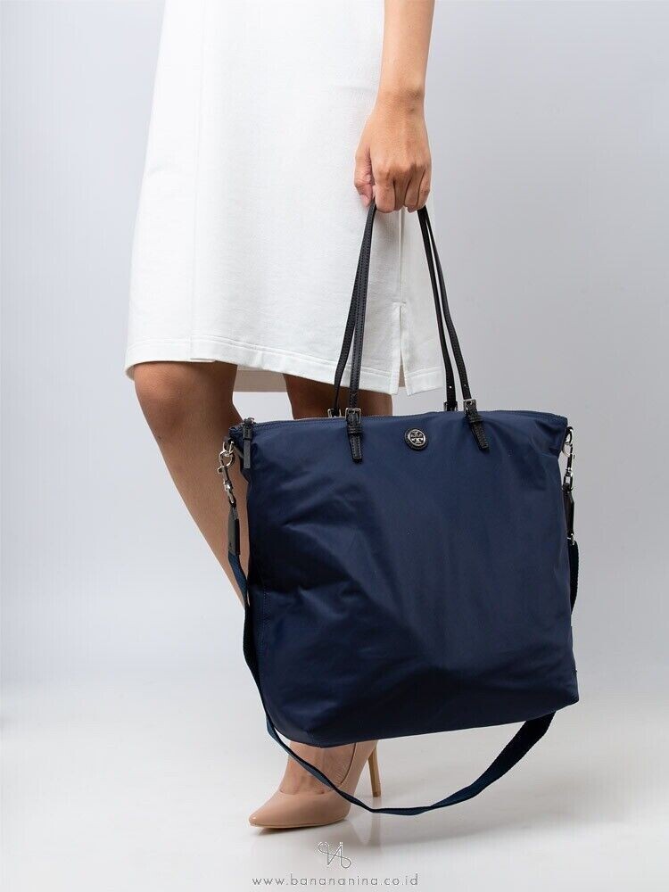 L@@K! NWT Tory Burch Virginia Nylon Zip Top Shoulder Tote L@@K! NWT Tory Burch Virginia Nylon Zip Top Shoulder Tote