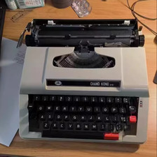  Vintage Chang Kong 310 Manual Typewriter - Retro Metal Keyboard - Working Condi thumbnail