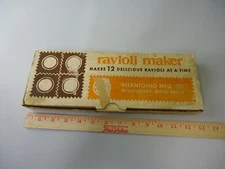 Vitantonio ravioli maker vintage