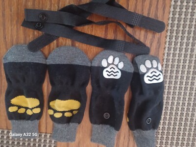 Set of Four Dog booties - Size small New