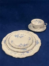 EDELSTEIN Fine China OCEAN BLUE #21985 - 5 Piece Place Setting - VERY NICE!