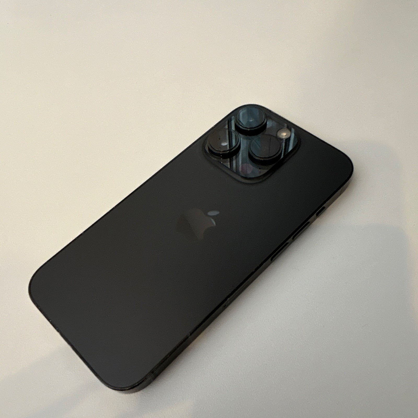 Apple iPhone 14 Pro Nero smartphone iOS con fotocamera frontale e videocamera