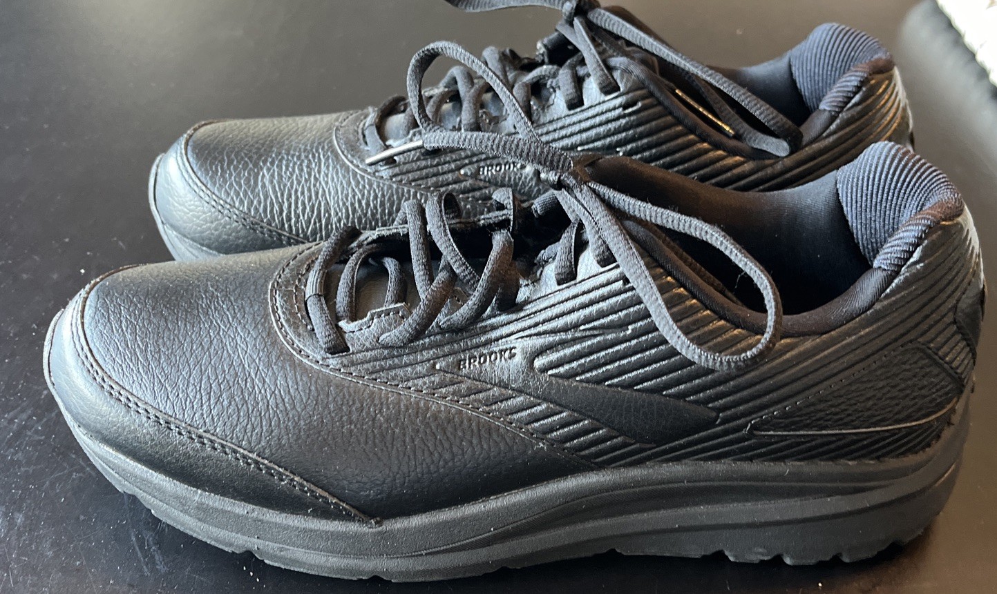 Brooks Adiction Walker 2 Shoes Men's 9 B NARROW Black Leathe