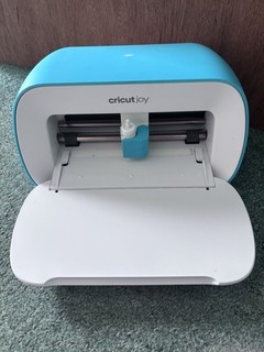 Cricut Joy Machine with Accessories