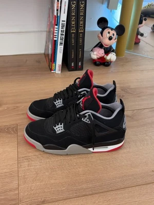Air Jordan 4 Bred 2019 - Photo 1/4