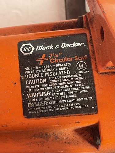 BLACK & DECKER 7390 7-1/4" Circular Saw Corded Electric ~ Tested, Working - Picture 4 of 4