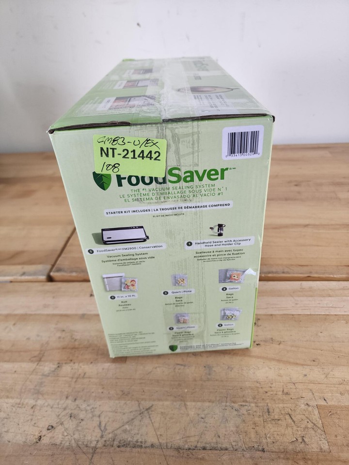 FoodSaver Vacuum Sealing System with Handheld Sealer Attachment Model