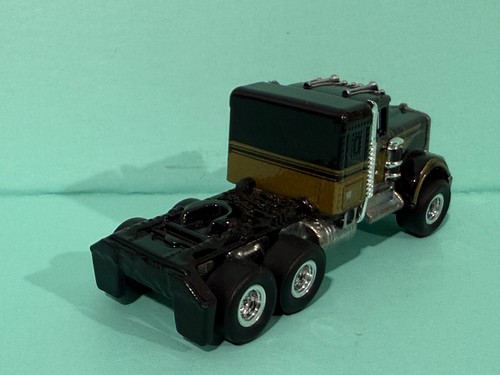 HOT WHEELS RETRO ENTERTAINMENT SMOKEY AND THE BANDIT KENWORTH W900 LOOSE RRs - Picture 4 of 6
