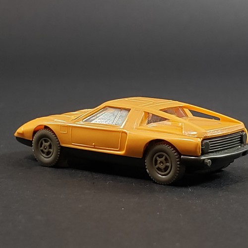 1:87 Scale HO scale WIKING GERMANY VINTAGE MERCEDES BENZ C111 ORANGE plastic - Picture 2 of 4