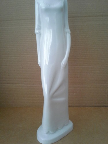 Vintage. Spode Bone China Figurine Henrietta by Pauline Shone 10.75" Tall. VGC - Picture 3 of 12