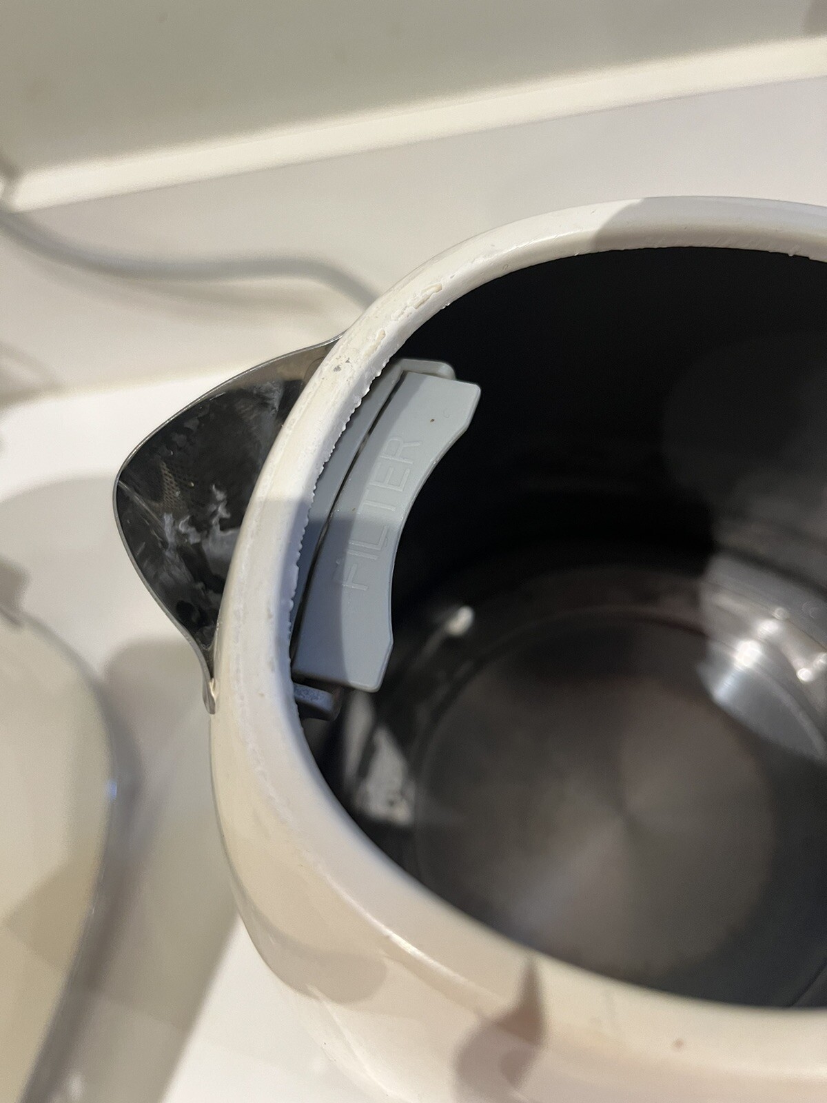 SMEG 4 slice long slot toaster TSF02CRUK & matching kettle KLF03CRUK