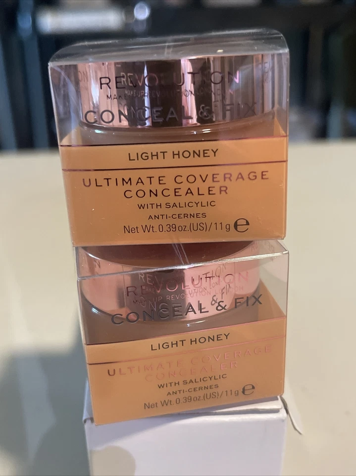 Lot of (2) Revolution Conceal and Fix Ultimate Coverage Concealers YOU CHOOSE - Image 2 of 4