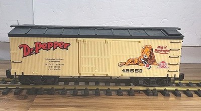 DELTON LOCOMOTIVE WORKS ~ Dr. PEPPER BOX CAR # 4255D ~ G SCALE