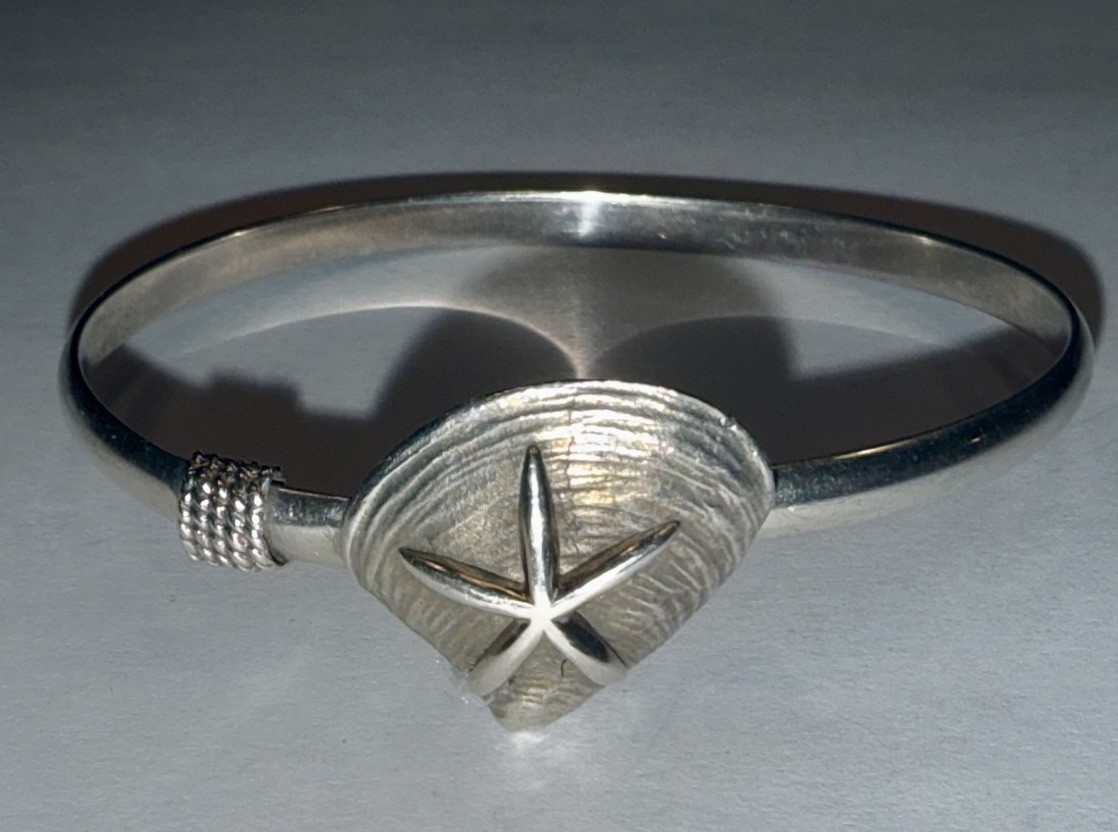 ESTATE Solid Sterling Silver Clam Shell Starfish … - image 1