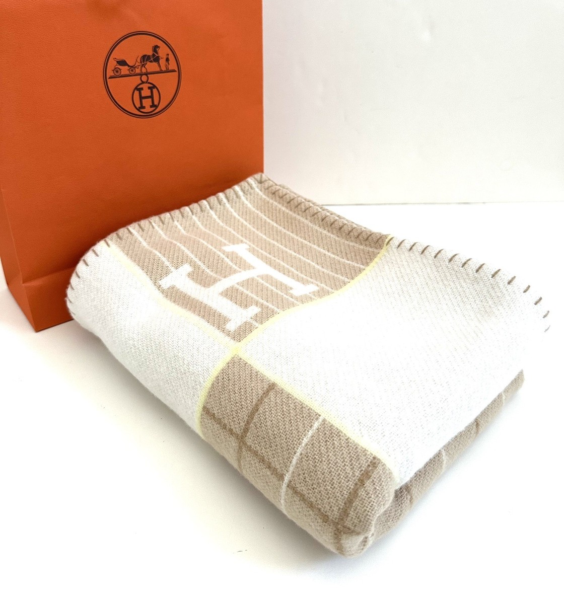 NEW AUTH HERMES BEIGE BISCUIT AVALON CABRIOLE BABY SMALL WOOL