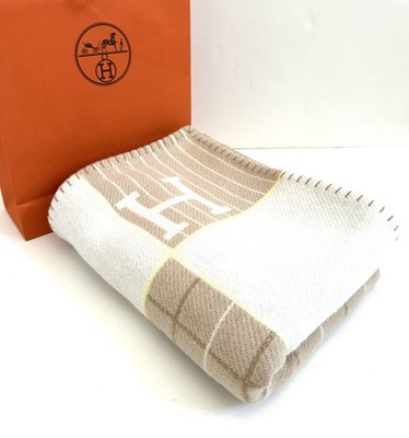 NEW AUTH HERMES BEIGE BISCUIT AVALON CABRIOLE BABY SMALL WOOL