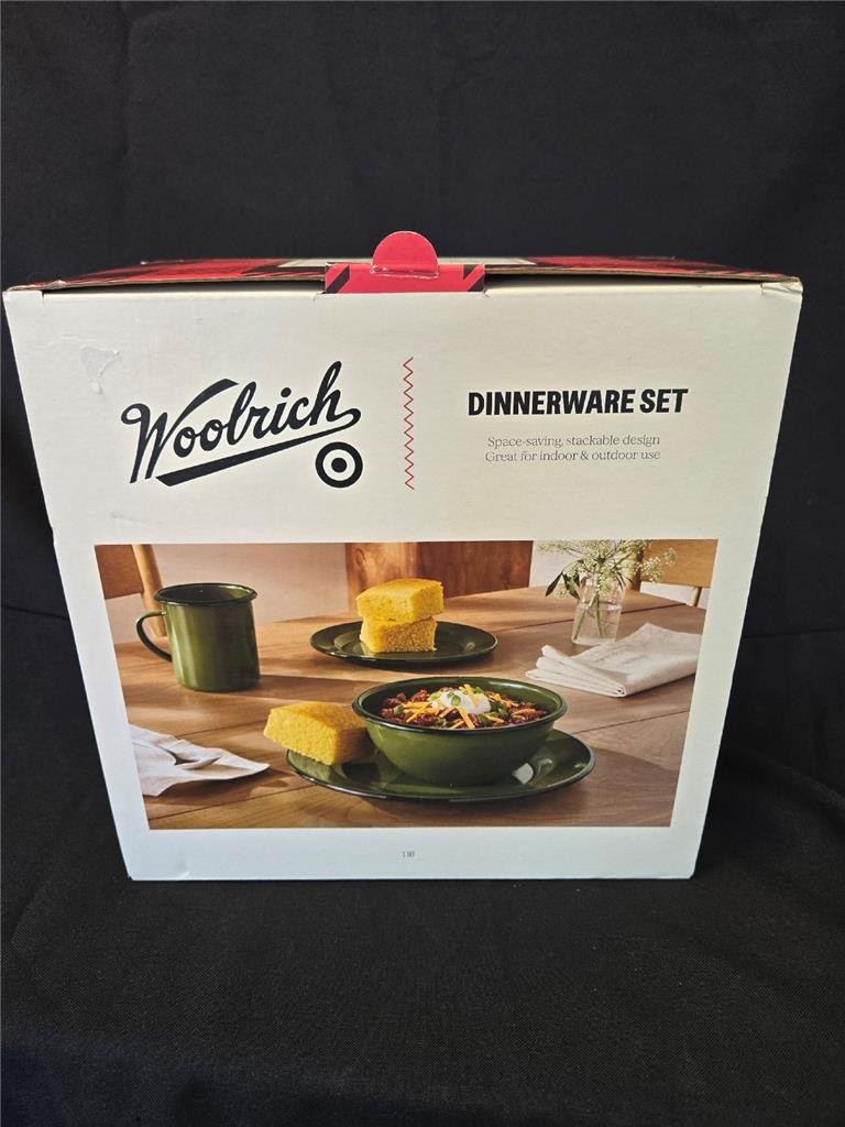 Indoor Outdoor Enamel 4 Pc Set Green Mug Plate Bowl