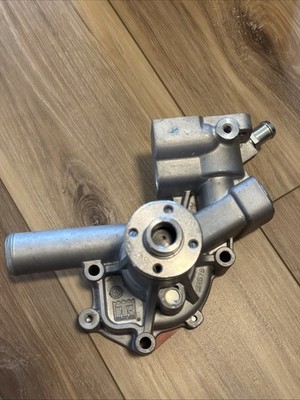 Thermo King OEM 132729 Water Pump S-600 S-700 488 Common Rail Engine New