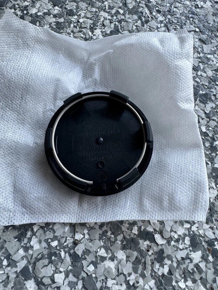 Tapa central Lamborghini OEM - 470601147B Foto 2 de 2