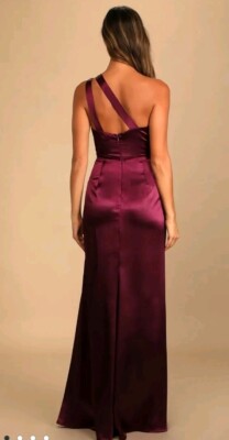 Lulu's On the Guest List Burgundy Satin One-Shoulder Formal Maxi Dress XS |  eBay