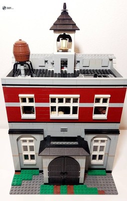 LEGO Creator Expert Modular Buildings Fire Brigade 10197 In 2009 