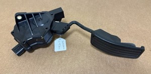 08 - 14 Subaru Tribeca Throttle Accelerator Gas Pedal 36010XA020