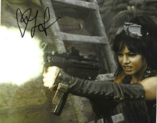 * VANESSA HUDGENS * signed 8x10 photo * SUCKER PUNCH * COA *