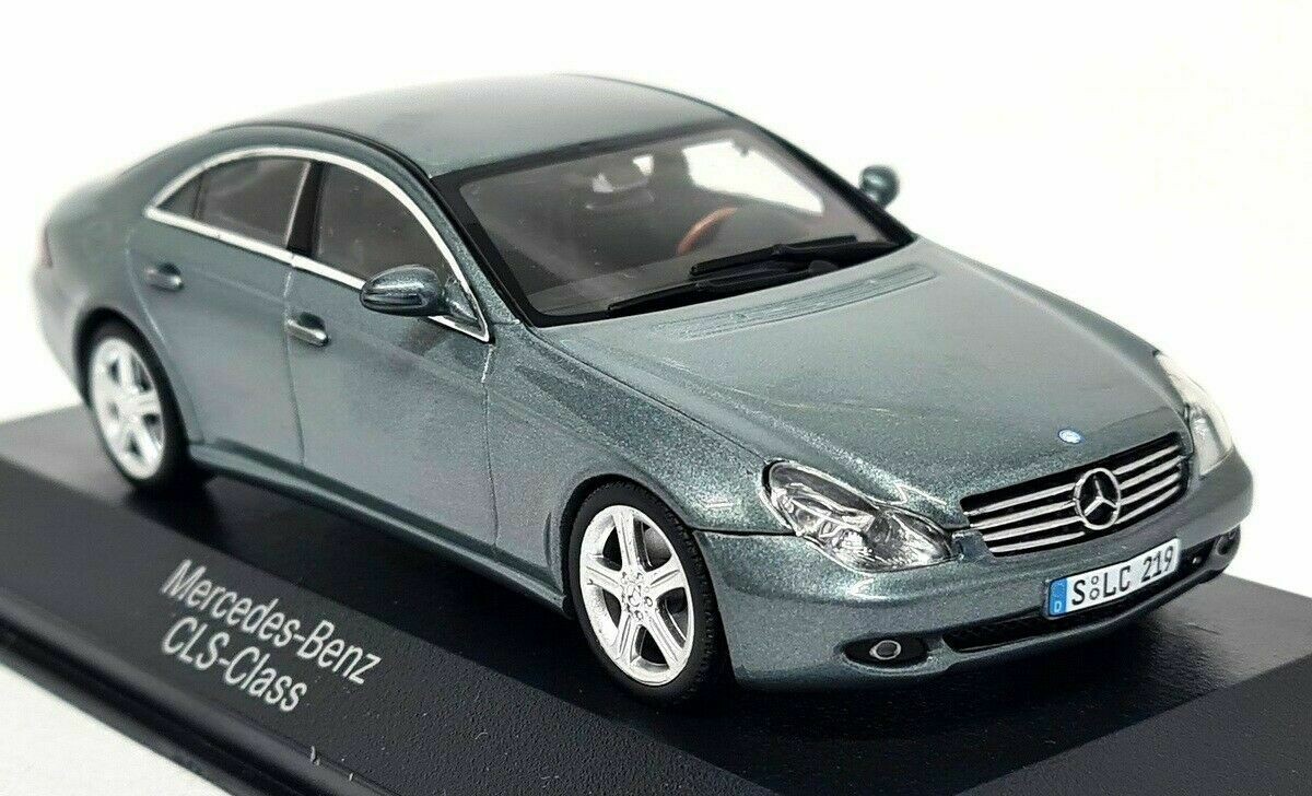 MINICHAMPSメルセデス・ベンツCLS-Klasse2004 黒1/43 MINICHAMPSメルセデス・ベンツCLS-Klasse2004 黒1/43 1:43