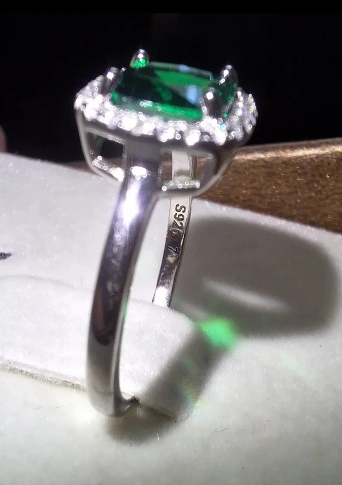 Anello Argento S925 Con Smeraldo Taglio Cushion - Immagine 2 di 4
