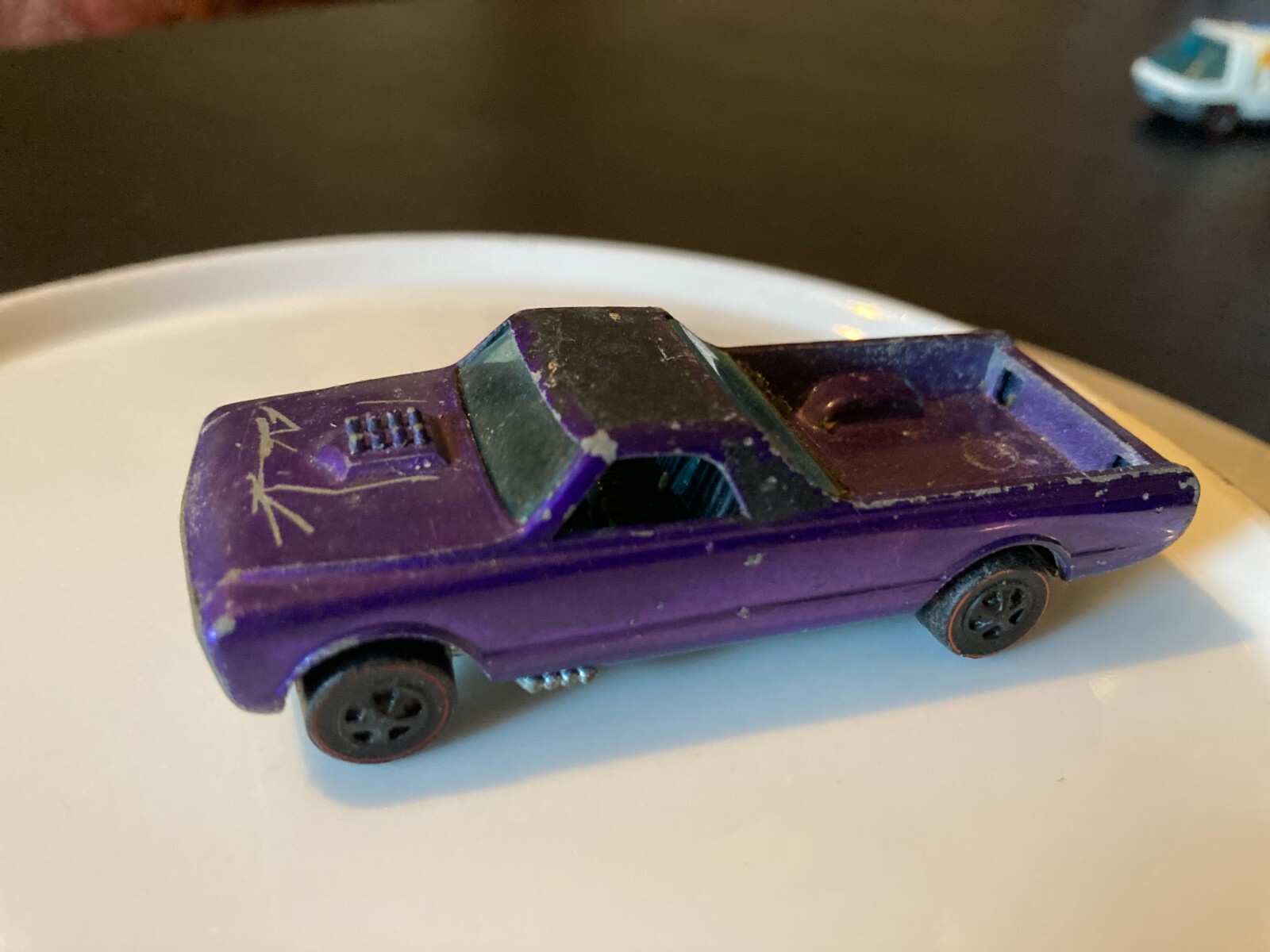 Picture 1 of 3