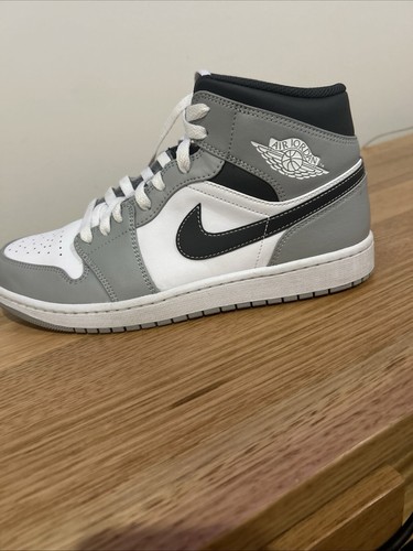 Size 11 - Jordan 1 Mid Light Smoke Grey - Picture 4 of 18