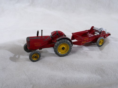 Dinky Toys GB 27A Massey Harris Traktor Traktor mit Anhänger 321 Streuer 1/43