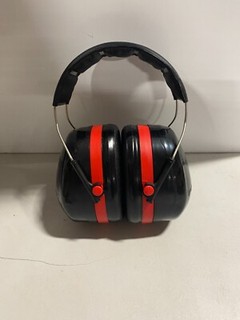 3M Peltor Optime 105 Earmuffs