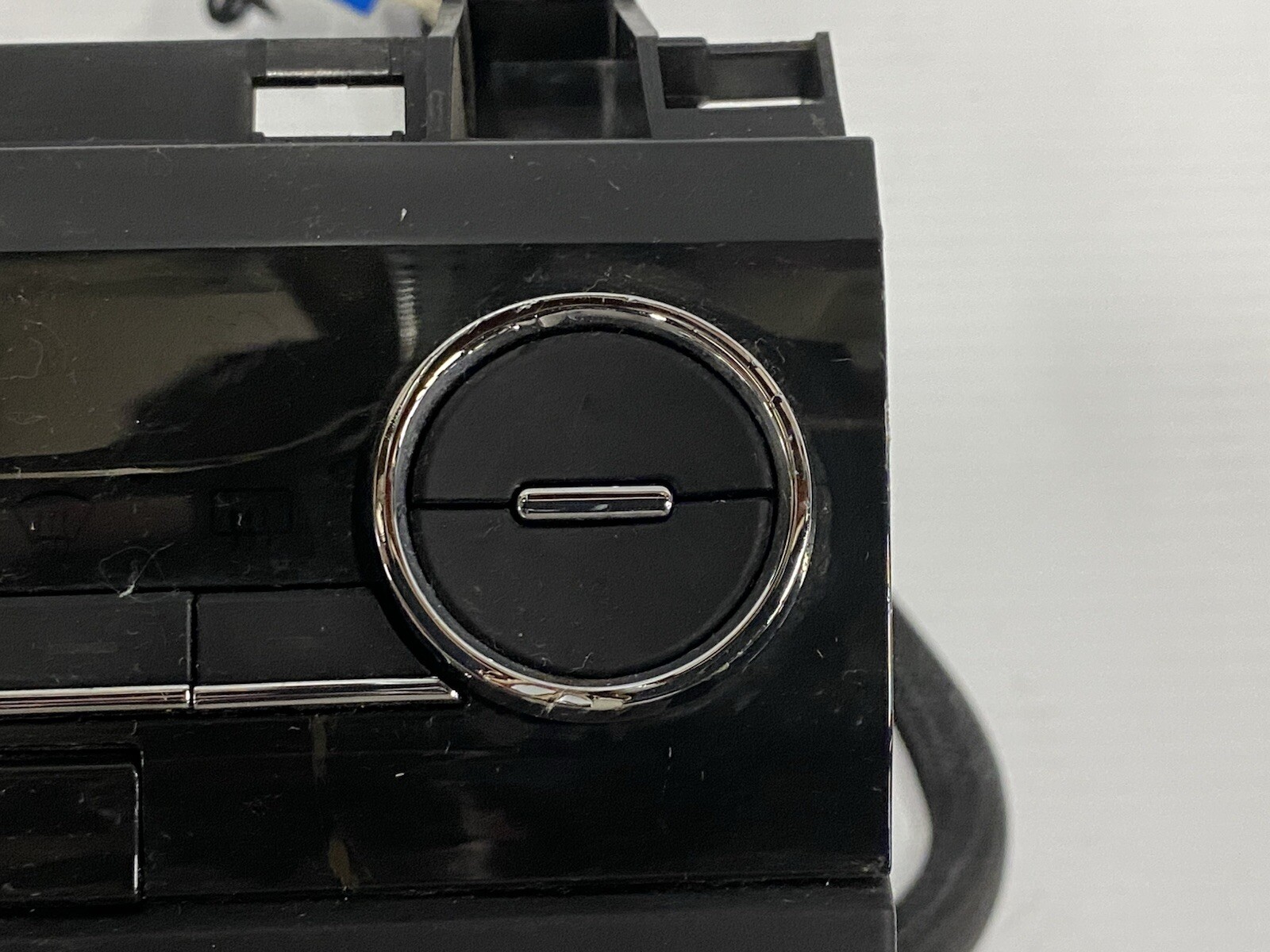 2014-17 MASERATI GHIBLI AM FM CD MEDIA RADIO RECEIVER HEAD UNIT OEM 06700301980