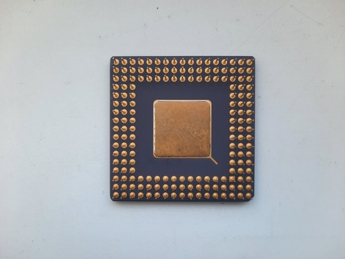 CPU AMD Am486 DX2-80 V8T A80486DX2-80 V8T 3V Vintage DORADA - Imagen 9 de 21