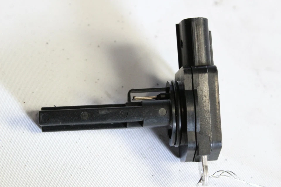 2006-2008 LEXUS IS250 RWD MAF ДАТЧИК МАССОВОГО РАСХОДА ВОЗДУХА A0299 - Изображение 2 из 4